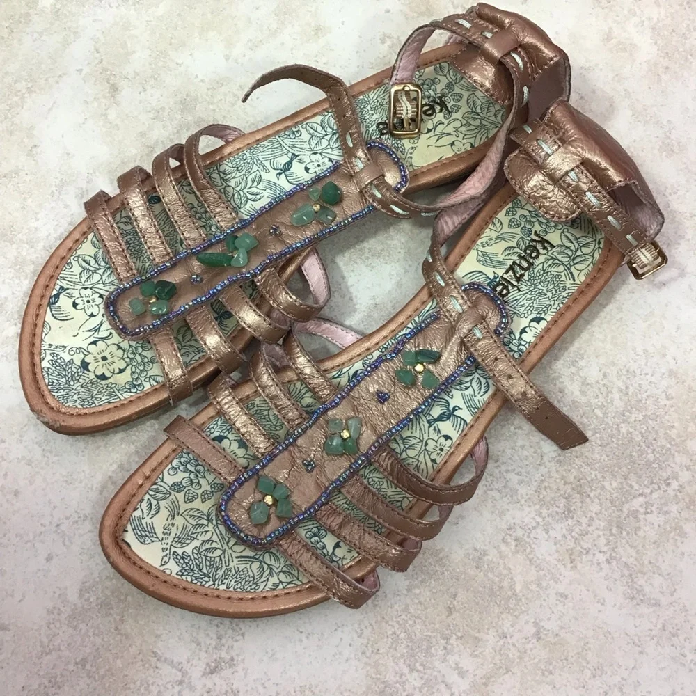 Kenzie Poise T strap gladiator sandals . Size 6 . - Picture 7 of 7